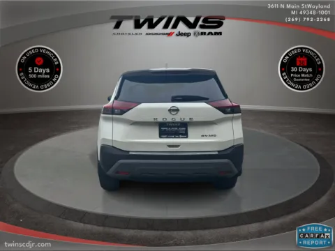 More photos of 2021 Nissan Rogue SV at Twins Chrysler Dodge Jeep Ram, MI