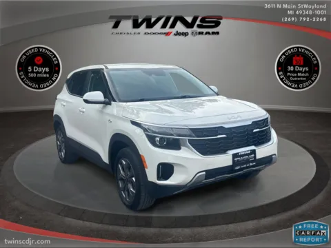 White 2024 Kia Seltos LX for sale in Wayland, MI