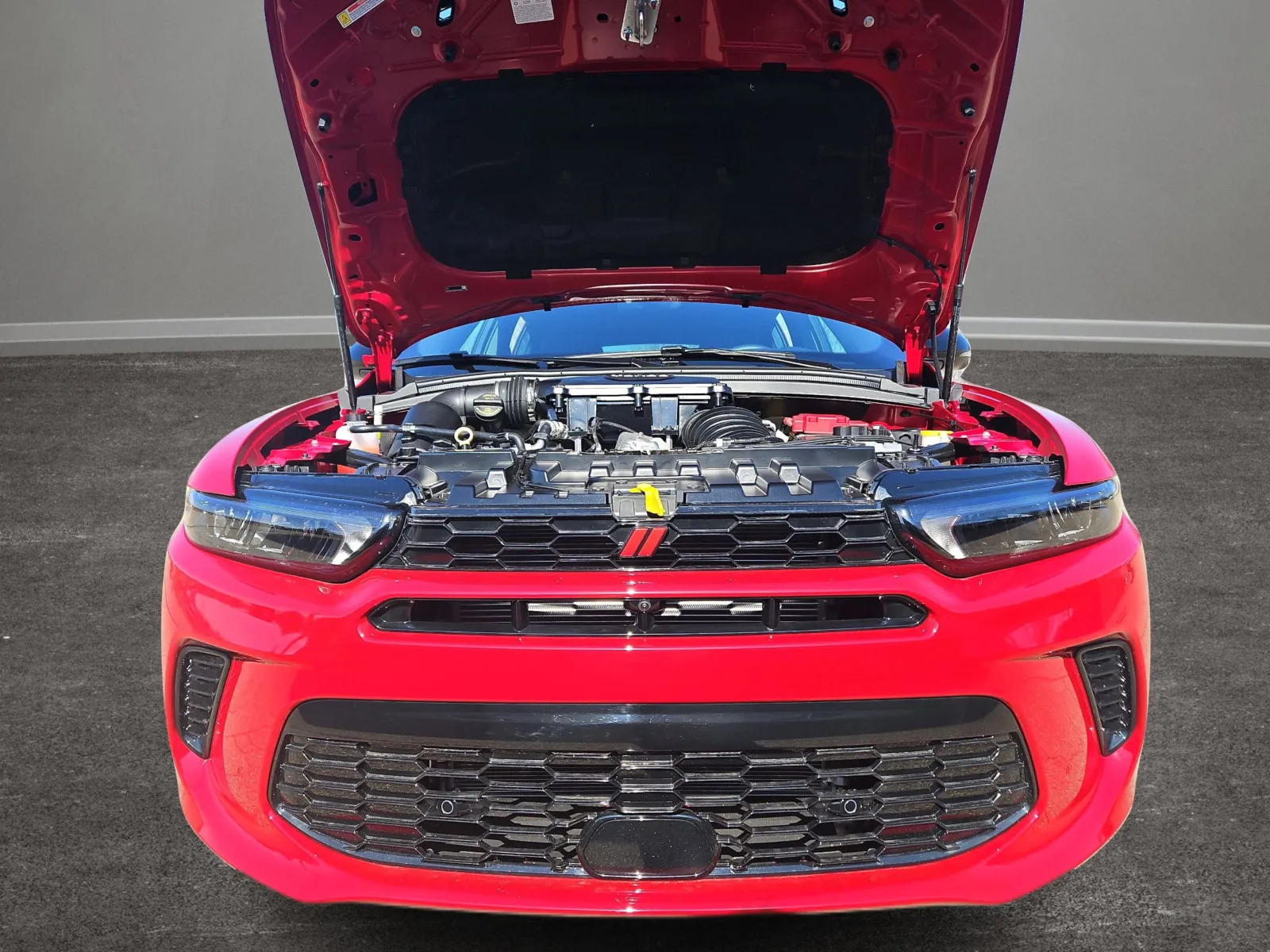 2025 Dodge Hornet GT - Photo 13