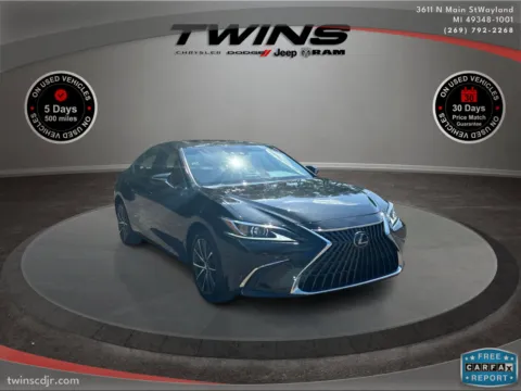 Black 2023 Lexus ES 250 for sale in Wayland, MI
