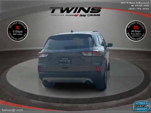 More photos of 2021 Ford Escape SEL Hybrid at Twins Chrysler Dodge Jeep Ram, MI