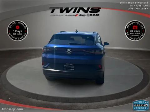 More photos of 2022 Volkswagen ID.4 Pro S at Twins Chrysler Dodge Jeep Ram, MI