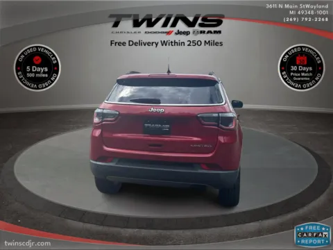 More photos of 2018 Jeep Compass Limited at Twins Chrysler Dodge Jeep Ram, MI