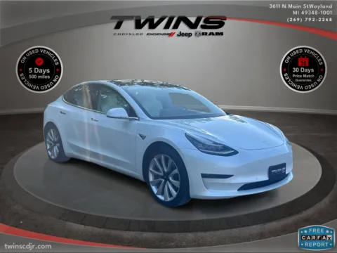 White 2020 Tesla Model 3 Standard Range for sale in Wayland, MI
