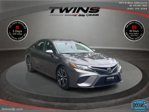 Gray 2019 Toyota Camry SE for sale in Wayland, MI