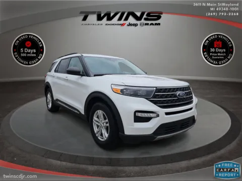 White 2023 Ford Explorer XLT for sale in Wayland, MI