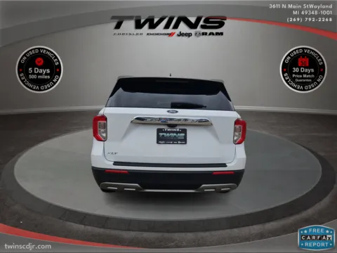 More photos of 2023 Ford Explorer XLT at Twins Chrysler Dodge Jeep Ram, MI