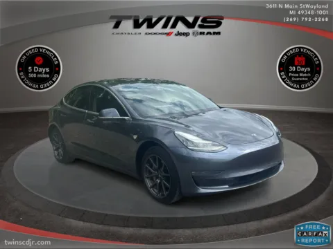 Blue 2019 Tesla Model 3 Standard Range for sale in Wayland, MI