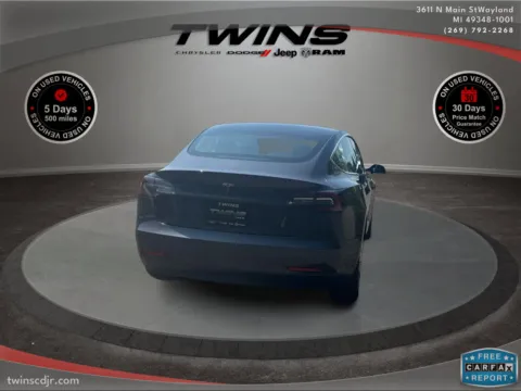 More photos of 2018 Tesla Model 3 Performance at Twins Chrysler Dodge Jeep Ram, MI