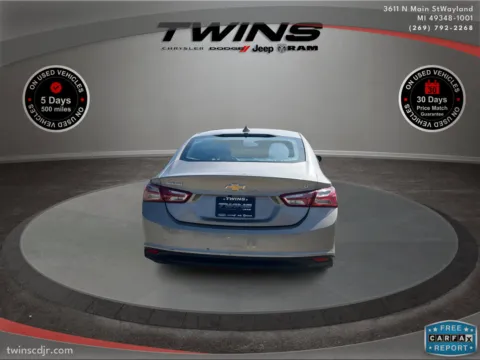 More photos of 2022 Chevrolet Malibu LT at Twins Chrysler Dodge Jeep Ram, MI