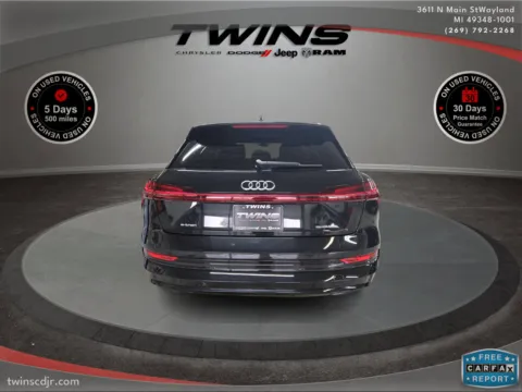More photos of 2021 Audi e-tron Premium at Twins Chrysler Dodge Jeep Ram, MI