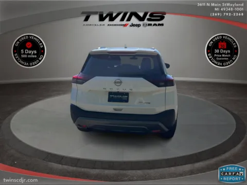 More photos of 2023 Nissan Rogue SL at Twins Chrysler Dodge Jeep Ram, MI