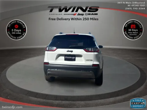 More photos of 2020 Jeep Cherokee Limited at Twins Chrysler Dodge Jeep Ram, MI