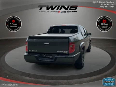 More photos of 2011 Honda Ridgeline RTL at Twins Chrysler Dodge Jeep Ram, MI