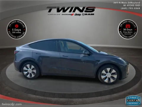 Gray 2022 Tesla Model Y Long Range for sale in Wayland, MI