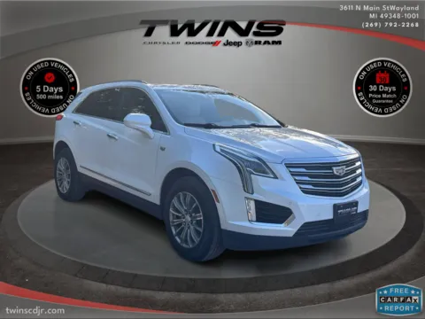 White 2017 Cadillac XT5 Luxury AWD for sale in Wayland, MI