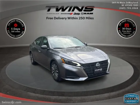 Gray 2024 Nissan Altima 2.5 SV for sale in Wayland, MI