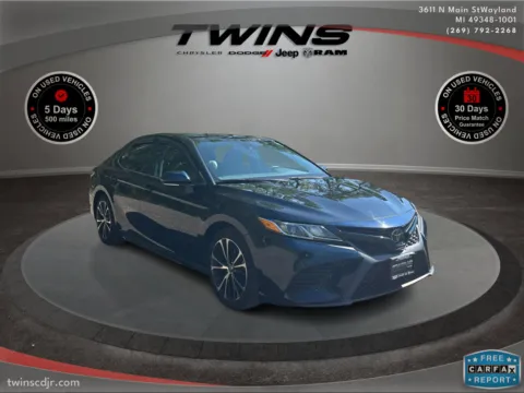 Blue 2020 Toyota Camry SE for sale in Wayland, MI