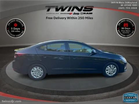 Black 2020 Hyundai Elantra SE for sale in Wayland, MI