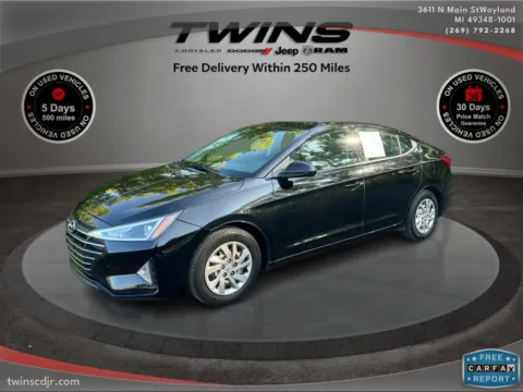 Black 2020 Hyundai Elantra SE for sale in Wayland, MI