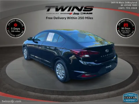 More photos of 2020 Hyundai Elantra SE at Twins Chrysler Dodge Jeep Ram, MI