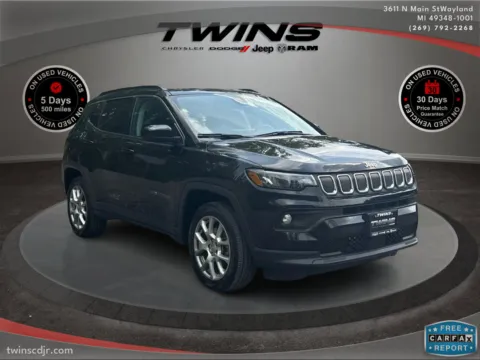 Black 2022 Jeep Compass Latitude Lux for sale in Wayland, MI
