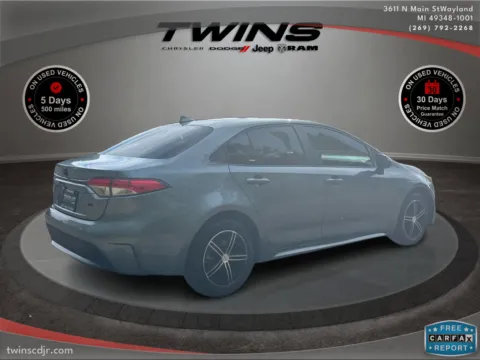 More photos of 2022 Toyota Corolla LE at Twins Chrysler Dodge Jeep Ram, MI