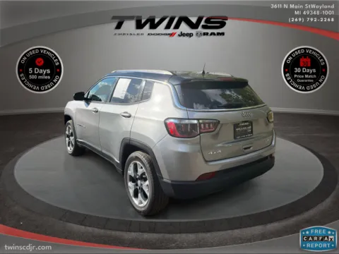 More photos of 2021 Jeep Compass Limited at Twins Chrysler Dodge Jeep Ram, MI