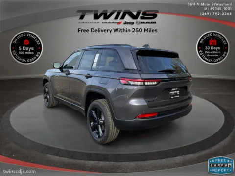 More photos of 2025 Jeep Grand Cherokee Limited at Twins Chrysler Dodge Jeep Ram, MI