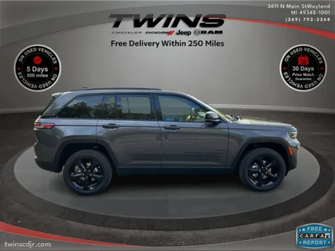Gray 2025 Jeep Grand Cherokee Limited for sale in Wayland, MI