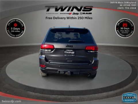 More photos of 2017 Jeep Grand Cherokee Altitude at Twins Chrysler Dodge Jeep Ram, MI