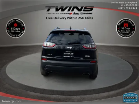 More photos of 2021 Jeep Cherokee Latitude Lux at Twins Chrysler Dodge Jeep Ram, MI