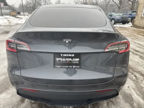 More photos of 2021 Tesla Model Y Standard Range at Twins Chrysler Dodge Jeep Ram, MI