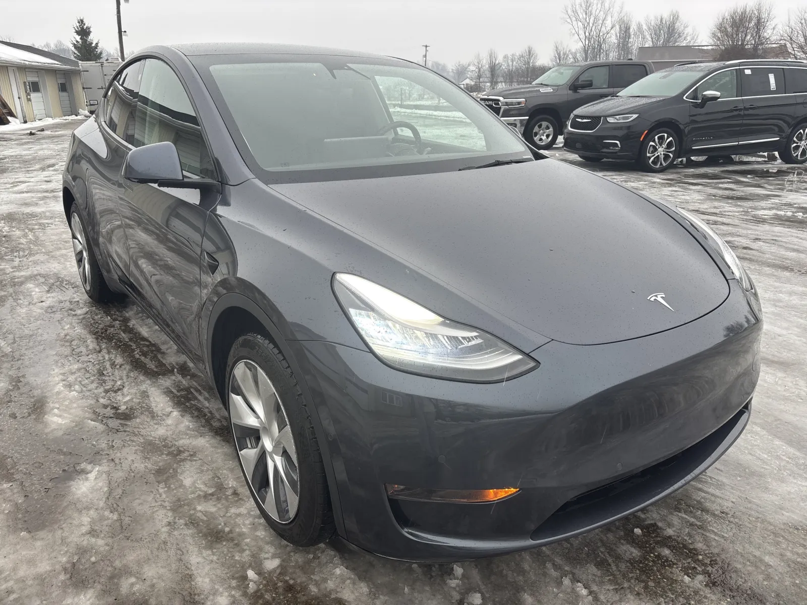 Black 2021 Tesla Model Y Standard Range for sale in Wayland, MI