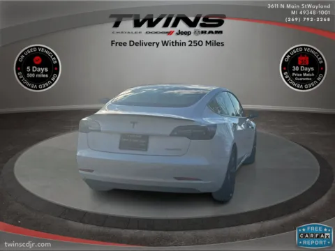More photos of 2020 Tesla Model 3 Performance at Twins Chrysler Dodge Jeep Ram, MI