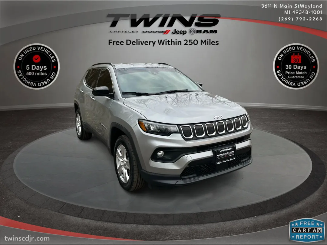 Silver 2022 Jeep Compass Latitude for sale in Wayland, MI