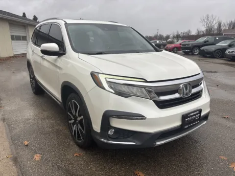 White 2019 Honda Pilot Touring 8-Passenger for sale in Wayland, MI