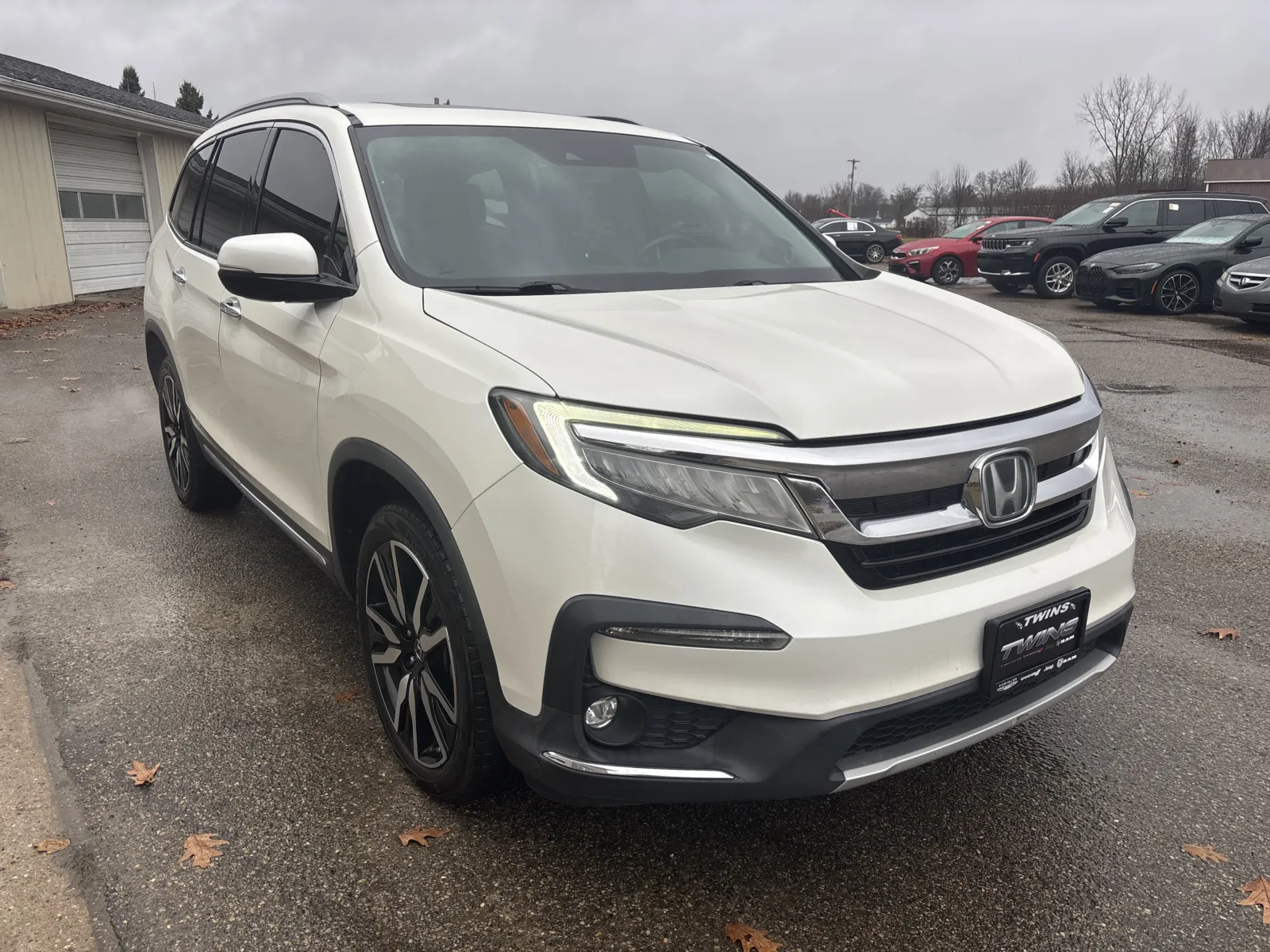 White 2019 Honda Pilot Touring 8-Passenger for sale in Wayland, MI