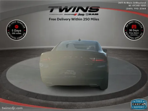 More photos of 2017 Dodge Charger SXT at Twins Chrysler Dodge Jeep Ram, MI