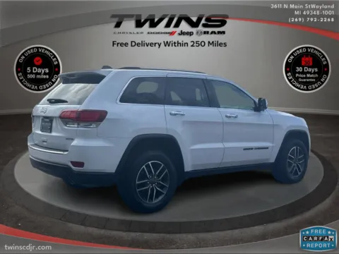 Another view of 2021 Jeep Grand Cherokee Limited for sale in Wayland, MI at Twins Chrysler Dodge Jeep Ram