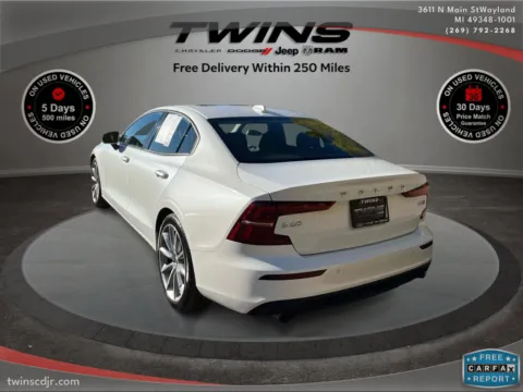 More photos of 2021 Volvo S60 Momentum at Twins Chrysler Dodge Jeep Ram, MI