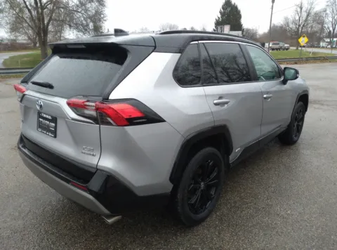 More photos of 2022 Toyota RAV4 Hybrid XSE at Twins Chrysler Dodge Jeep Ram, MI