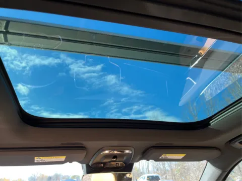 More photos of 2019 Volvo XC90 Momentum at Twins Chrysler Dodge Jeep Ram, MI