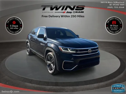 Black 2022 Volkswagen Atlas Cross Sport 3.6L V6 SEL R-Line for sale in Wayland, MI