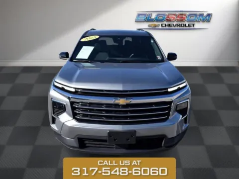 Gray 2025 Chevrolet Traverse FWD LT for sale in Indianapolis, IN