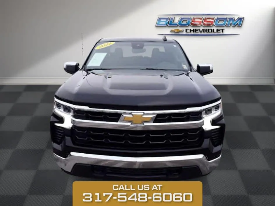 Black 2022 Chevrolet Silverado 1500 LT for sale in Indianapolis, IN