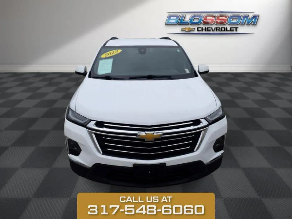 White 2023 Chevrolet Traverse LT Cloth for sale in Indianapolis, IN