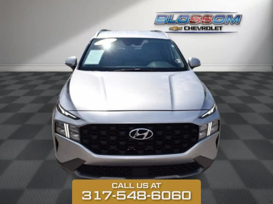Silver 2023 Hyundai Santa Fe SEL for sale in Indianapolis, IN