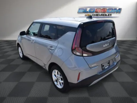 More photos of 2023 Kia Soul LX at Quality Used Vehicles, IN