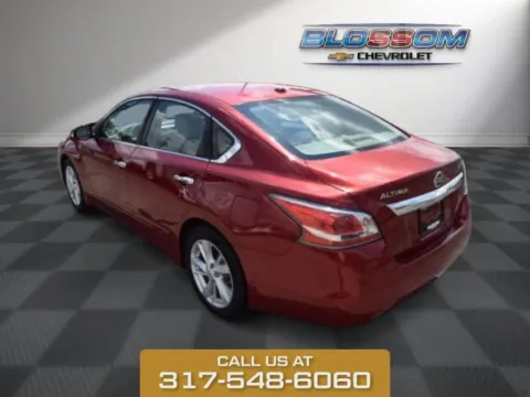 More photos of 2015 Nissan Altima 2.5 SV at Quality Used Vehicles, IN